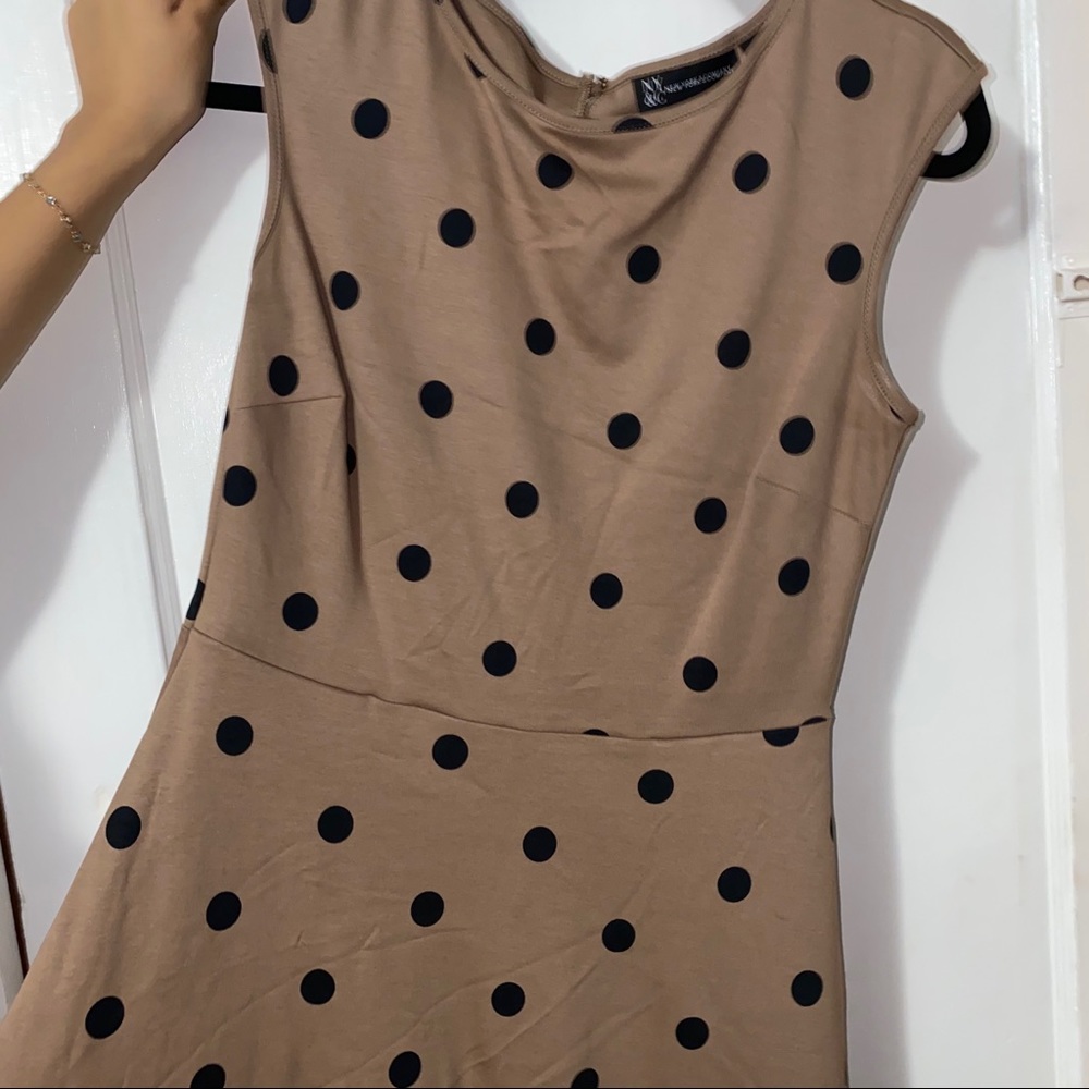 Dress - Picture 2 of 4